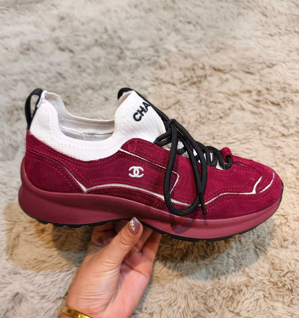 CC Métiers d’art 2026 Sneakers Burgundy Suede 941010