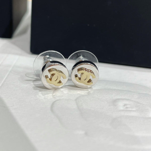 CC 26FW Gorgeous Sliver Gold Earrings 006