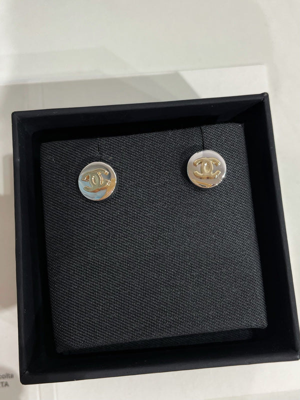 CC 26FW Gorgeous Sliver Gold Earrings 006