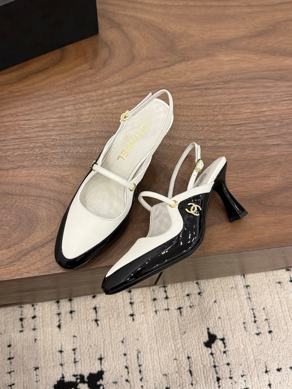 CC 26FW Slingback 7.5cm Black White Lambskin Patent Leather 676116