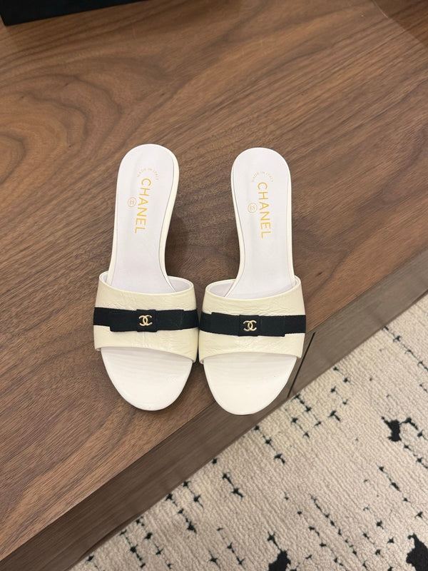 CC 26s High-Heeled Slippers 5cm Cream Leather 850461