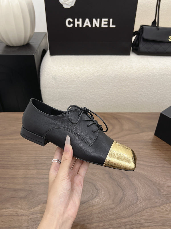CC 26s Loafer 2cm Black Gold Leather 910475