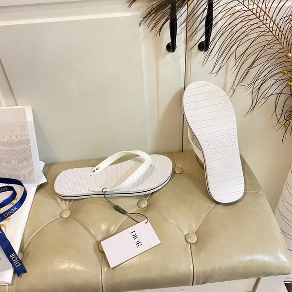 CD Thong Sandal White Rubber 687624