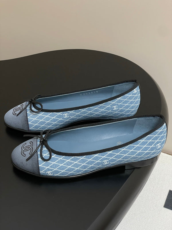 CC 25P Light Blue Black Quilted Denim
