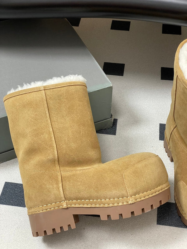 Balenciaga Low Snow Boots Beige Suede 535034