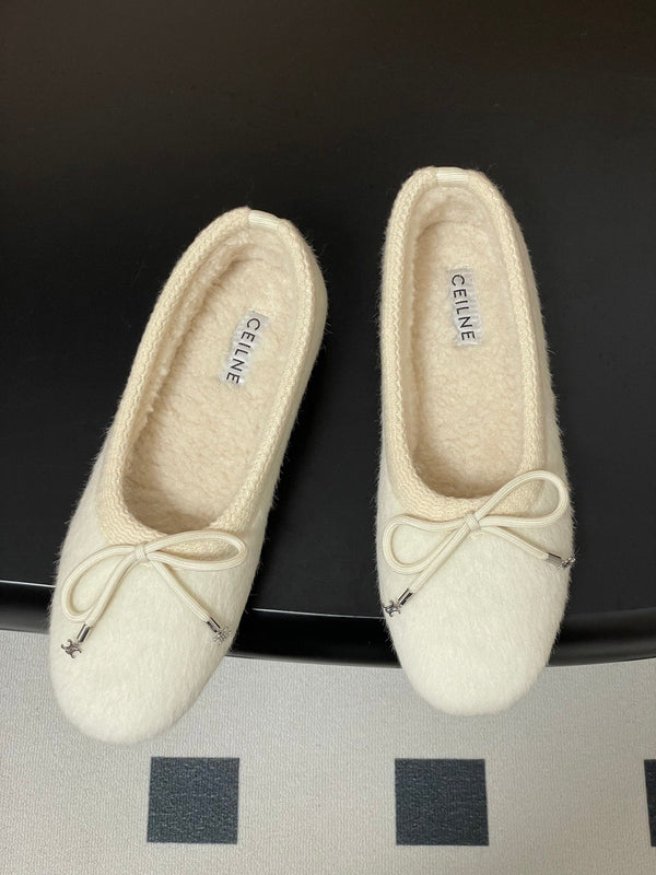 CL 26s Ballet Flats In White Wool With Bow Style