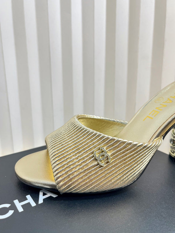 CC 26P Mule Sandals 8cm Gold Leather 767855