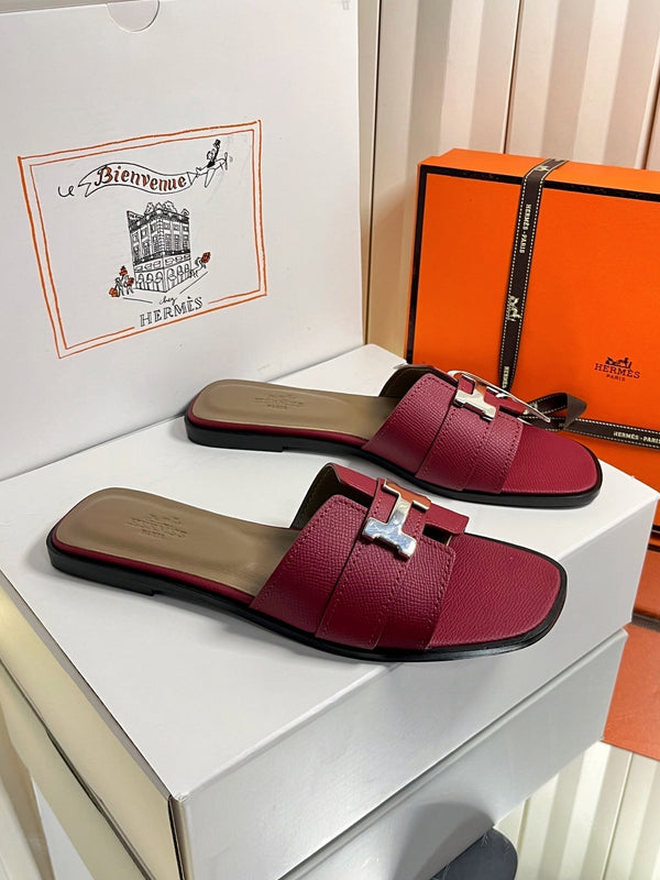 HM 26s Oran Sandals In Burgundy Epsom Calfskin Silver Hardware