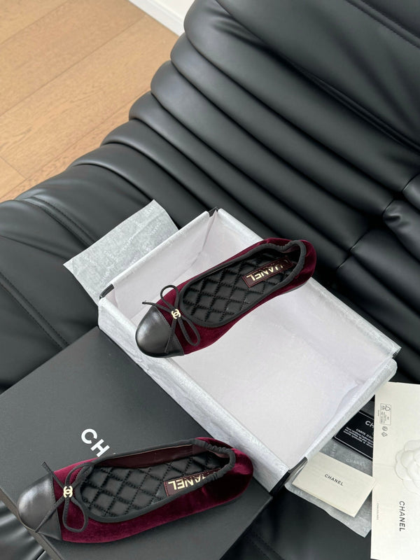 CC Ballet Flats In Burgundy Velvet Fabric 143536