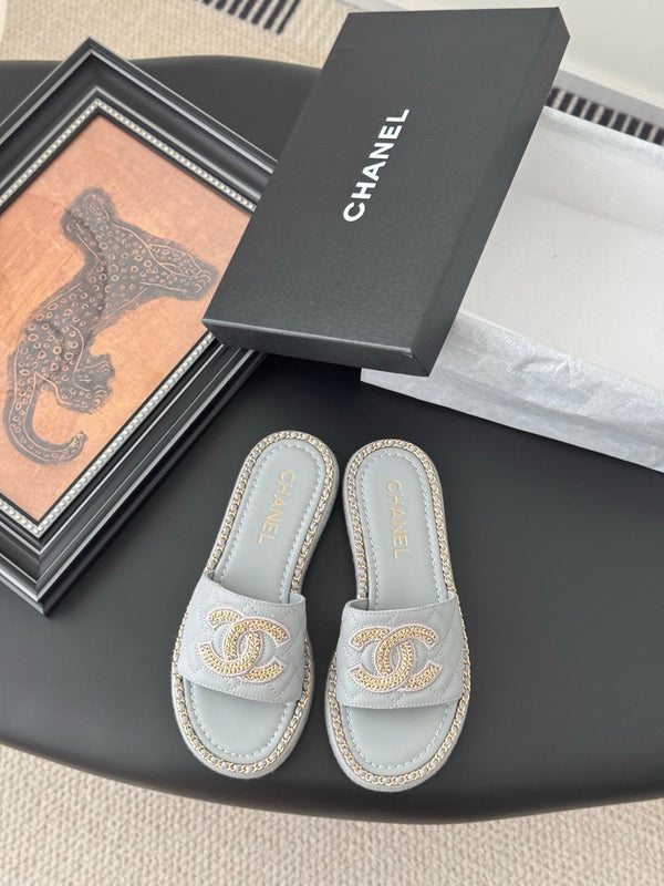 CC Slipper In Beau Blue Calfskin Mix Chain Base