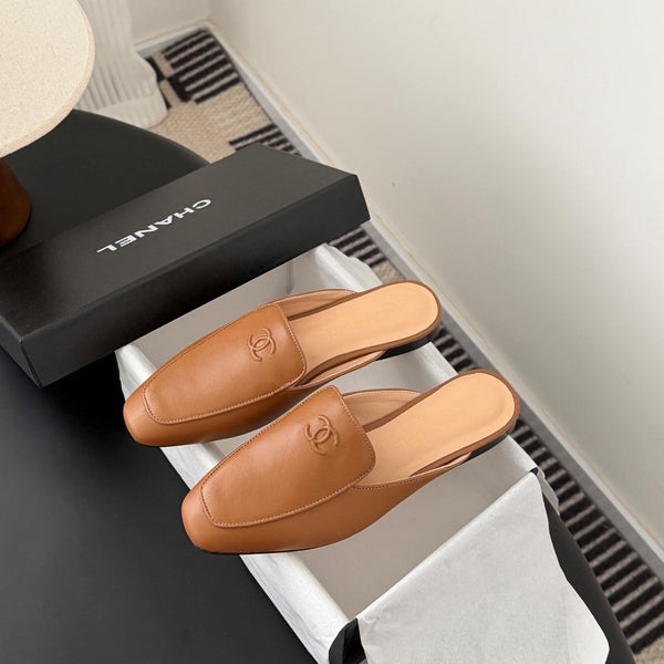 CC 26SS Loafers Mule Beige Lambskin 670819