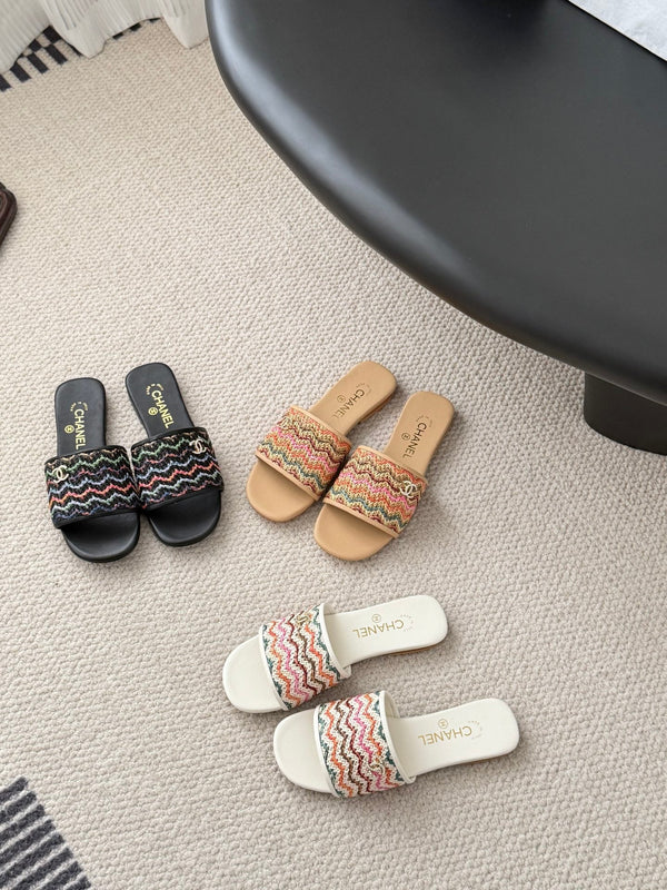 CC 26SS Slippers White Colorful Woven Lambskin 670820