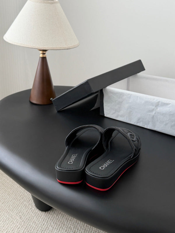CC 26K Cambon Slippers Full Black Lambskin 670825