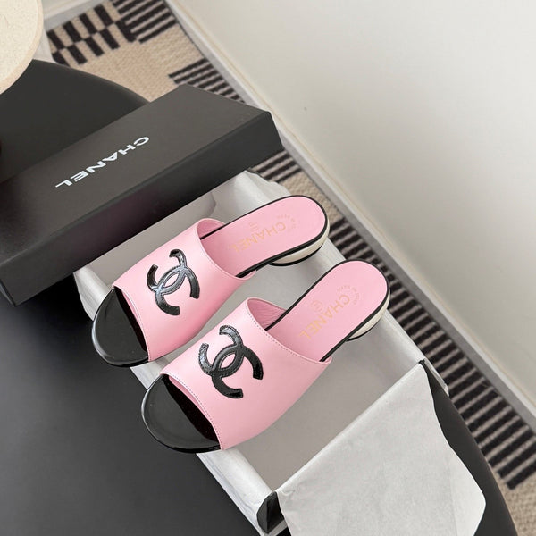 CC 26SS Mary Jane Slippers Black Pink Lambskin Patent Leather 670615
