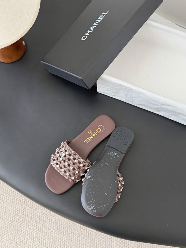 CC 26SS Slipper Chocolate Woven Lambskin 670624