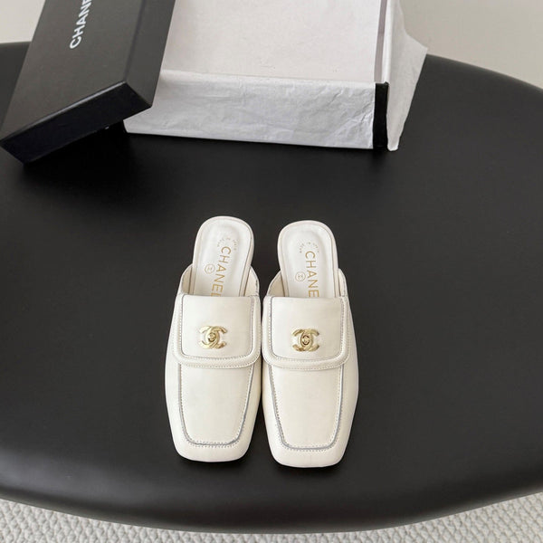 CC Half-Slippers Flat White Calfskin 717816