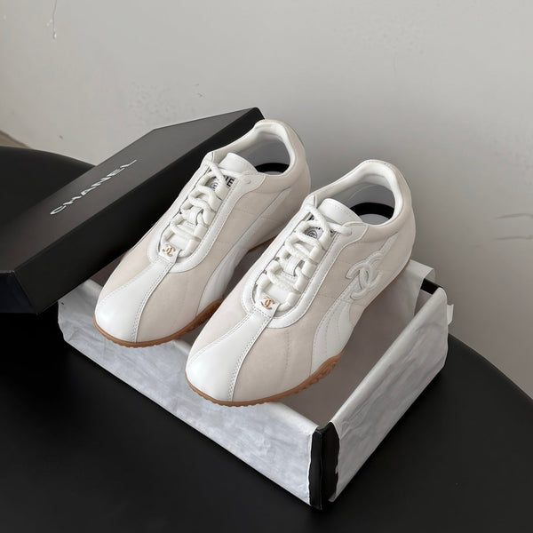 CC 26s Low-Top Retro Runner Sneakers Ivory Suede Calfskin 969583