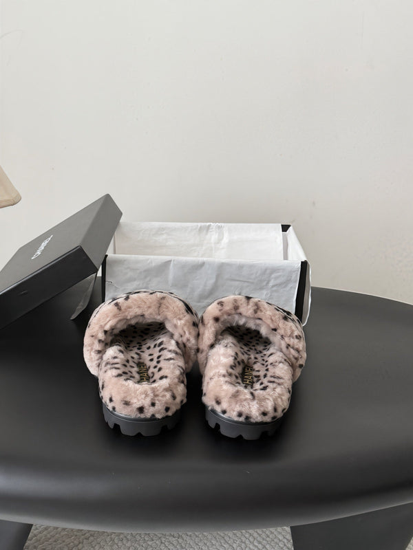 CC 26s Slides Black Nude Pink Dalmatian Print Shearling 969712