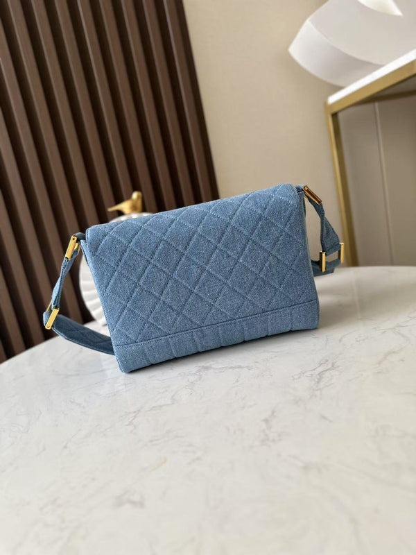 CC Vintage Flap Bag Medium Blue Denim