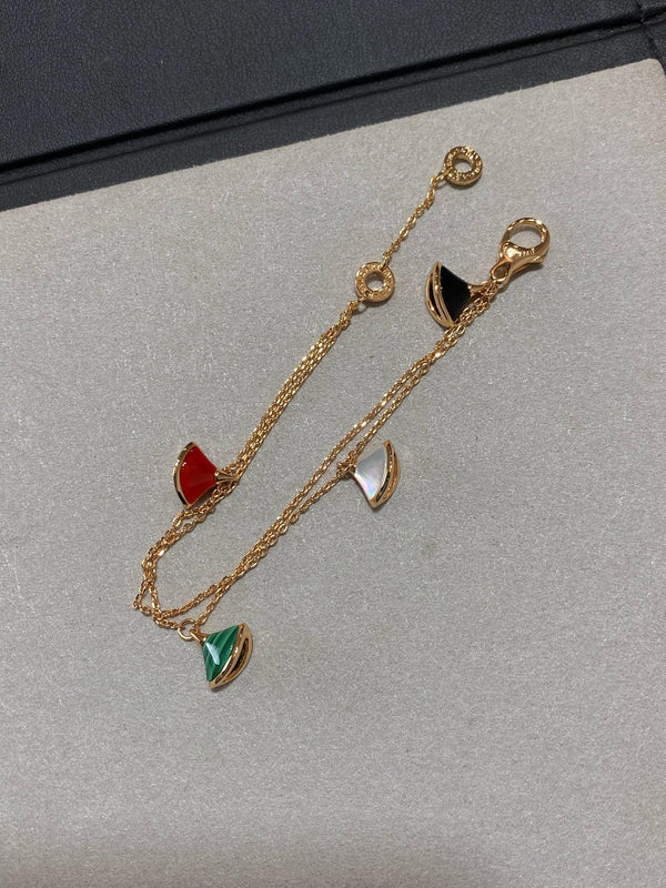 BVL 4 MOTIF MOP GOLD DOUBLE CHAIN BRACELET