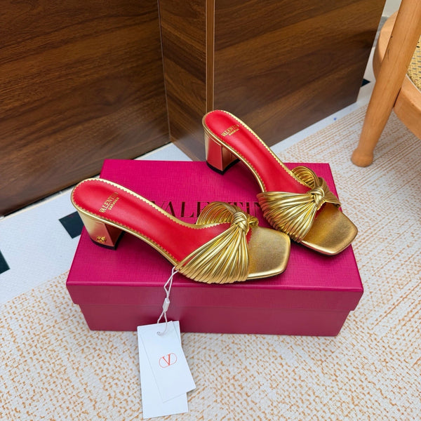 VLTN 26s Annet Mules 6.5cm Gold Woven Leather 974326