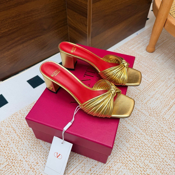 VLTN 26s Annet Mules 6.5cm Gold Woven Leather 974326