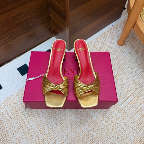 VLTN 26s Annet Mules 6.5cm Gold Woven Leather 974326