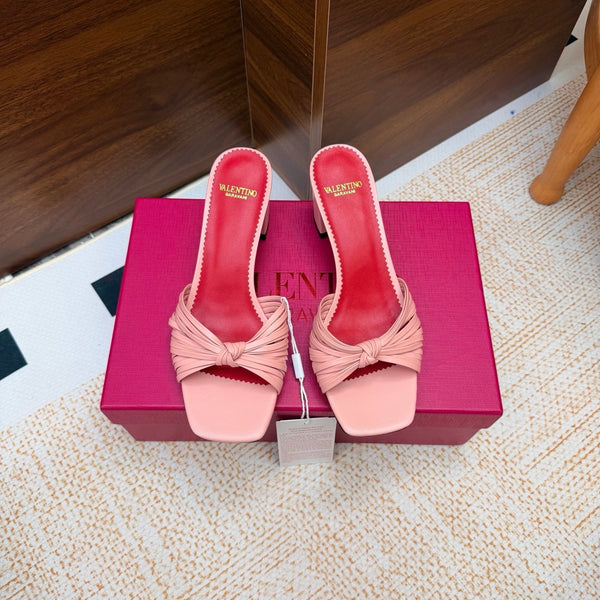VLTN 26s Annet Mules 6.5cm Light Pink Woven Leather 974329