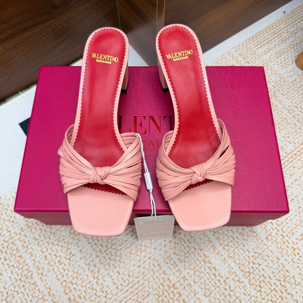 VLTN 26s Annet Mules 6.5cm Light Pink Woven Leather 974329