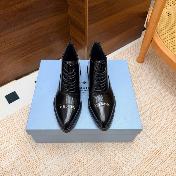 Prad 26s Pointed-Toe Derby Shoes Black Patent Leather 974552