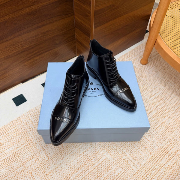 Prad 26s Pointed-Toe Derby Shoes Black Patent Leather 974552