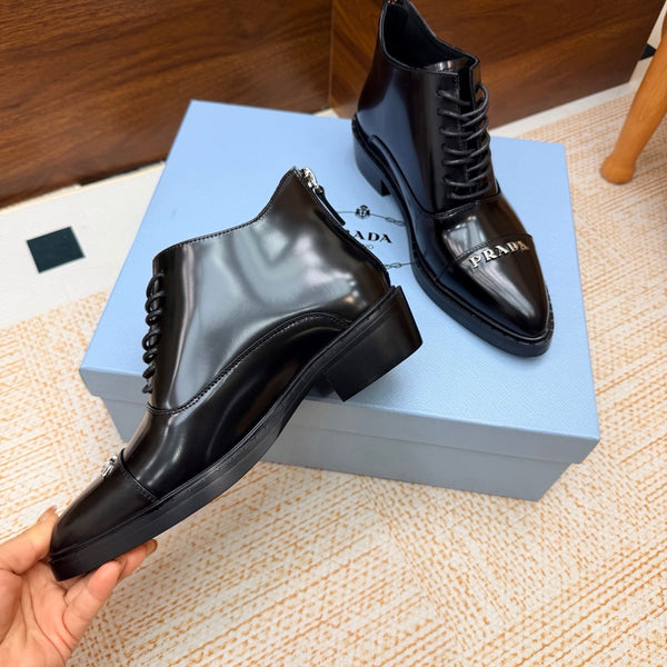Prad 26s Pointed-Toe Derby Shoes Black Patent Leather 974552