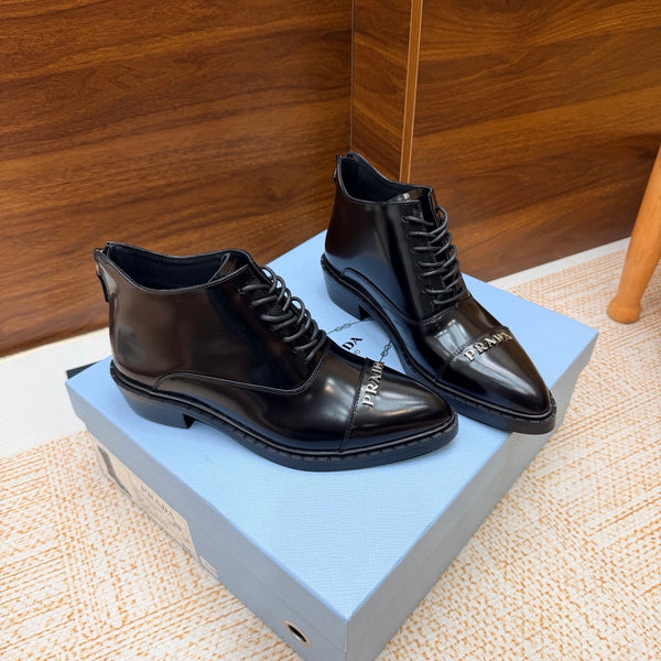 Prad 26s Pointed-Toe Derby Shoes Black Patent Leather 974552