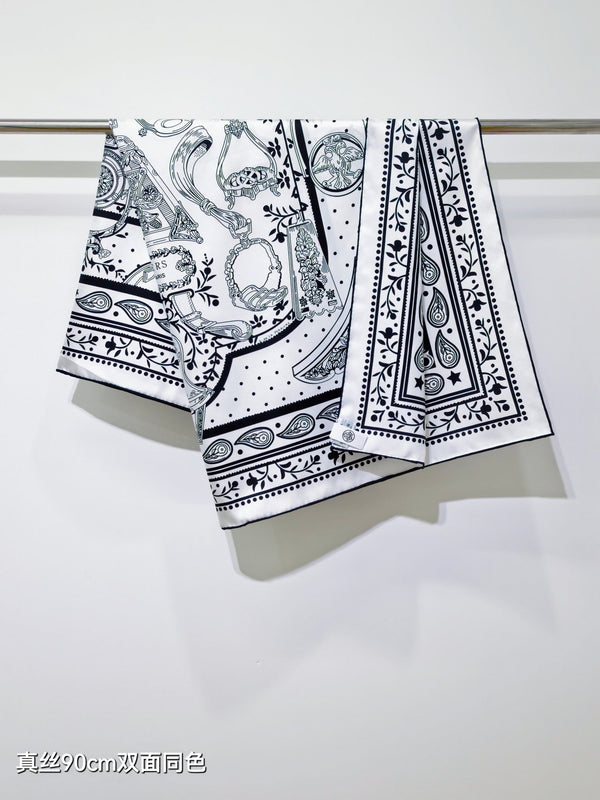 HM La Etriers Remix Bandana Scarf 90x90cm Black White Twill Silk 303276