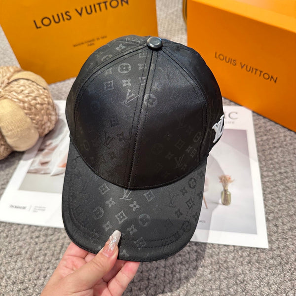 LV Baseball Cap with Logo Embroidery Black Cotton 983646