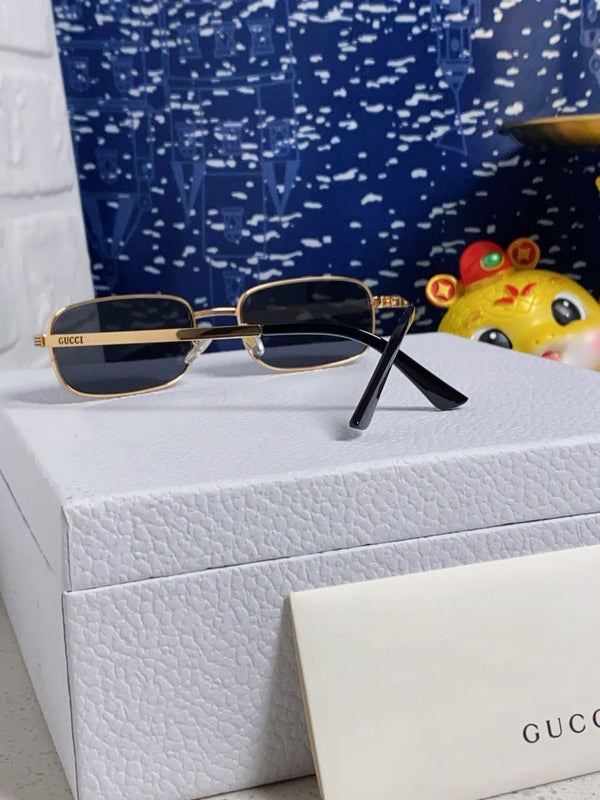 RECTANGULAR FRAME SUNGLASSES GG1457S IN METAL
