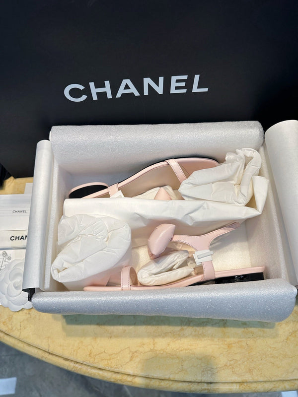CC 26s Bow Block Flat Sandals Pink Leather 964838