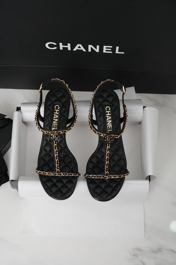 CC 26s Heart CC T-Strap Sandals Black Quilted Leather 964932