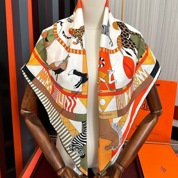 HM 26s Scarf 90 In Silk 303331