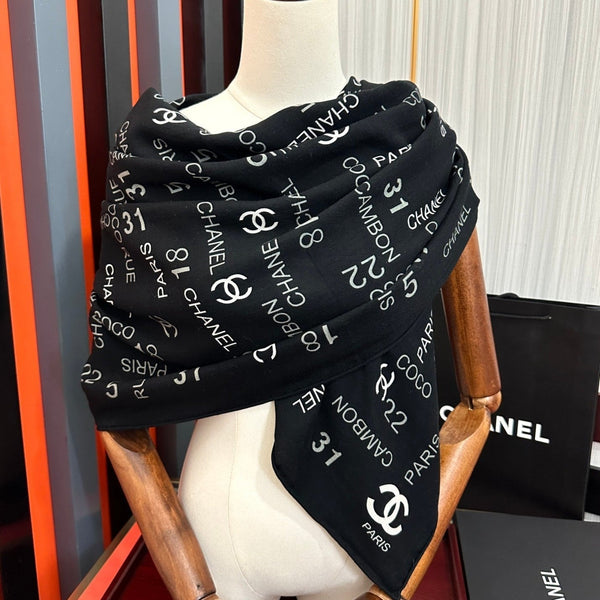 CC 26s Scarf 140 In Cashmere And Silk 445066