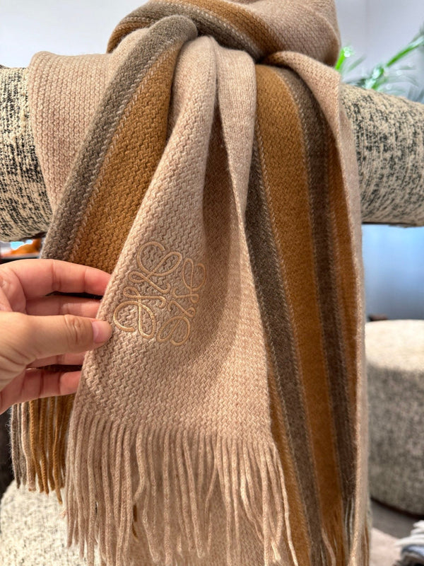 Loewe Scarf 180CM Beige Camel Cashmere 968539
