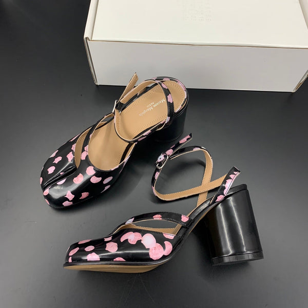MM Tabi Slingback 6cm Black Pink Cowhide 895243