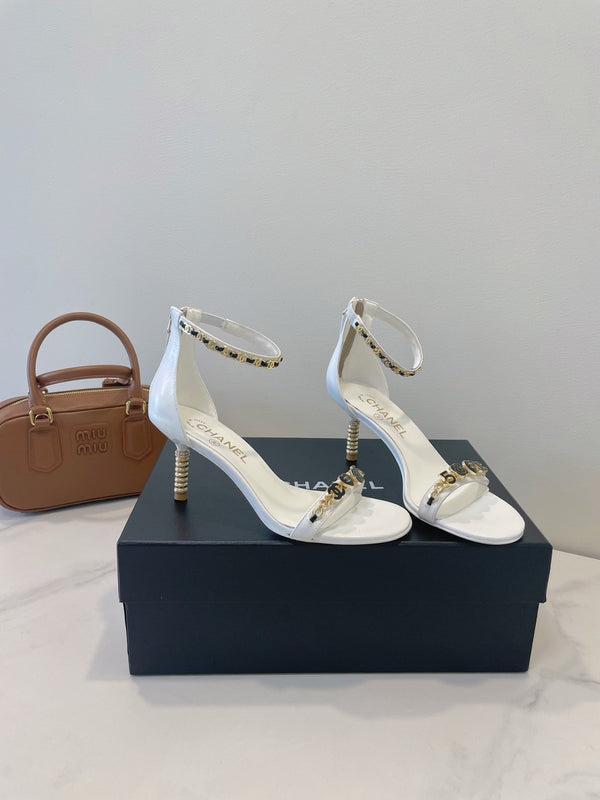 CC 26s High-Heeled Sandals 6.5cm White Lambskin 941627