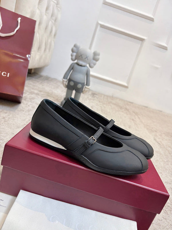 GG Shift Mary Jane Black Leather 824473