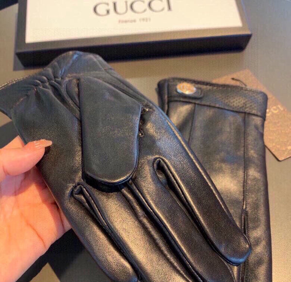 GLOVES IN BLACK CALFSKIN AND FLEECE LINING 465014