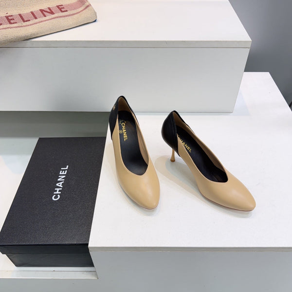 CC FW26 High Heels Pumps 8.5cm Black Beige Lambskin 942741