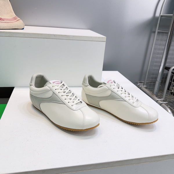 BV Shot Sneakers 26s White Grey Leather 107346