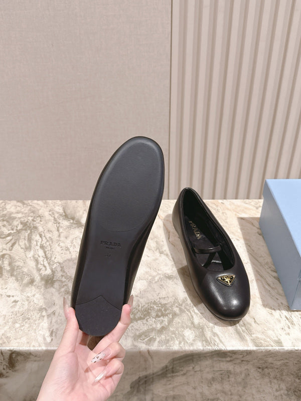 PRA 25s Ballet Flats Black Cowhide 449718