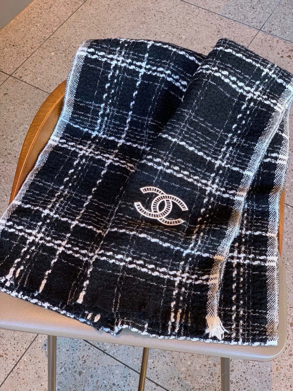 CC Scarf 200 CM In Black With White Stripes Cashmere 415342