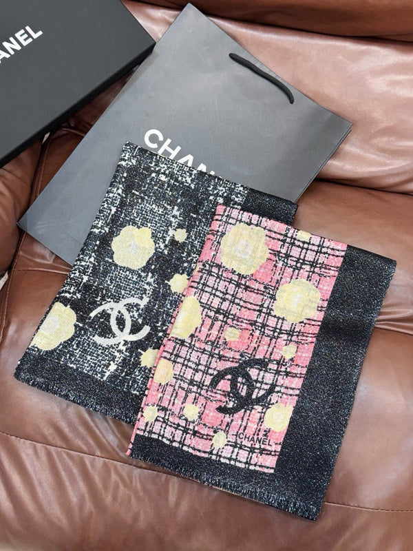 CC 25 Camellia Scarf 110cm Black Cashmere 293164